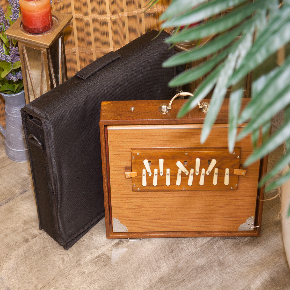 NATARAJ PRO SHRUTI BOX With SIDE CONTROLS 13-REED 4C-5C Shruti Boxes Banjira