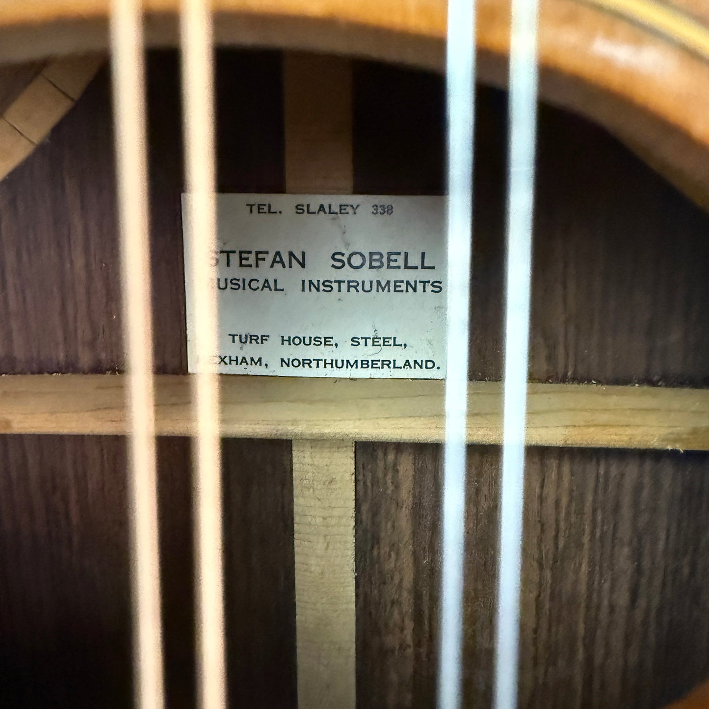 Octave Mandolin by Stefan Sobell